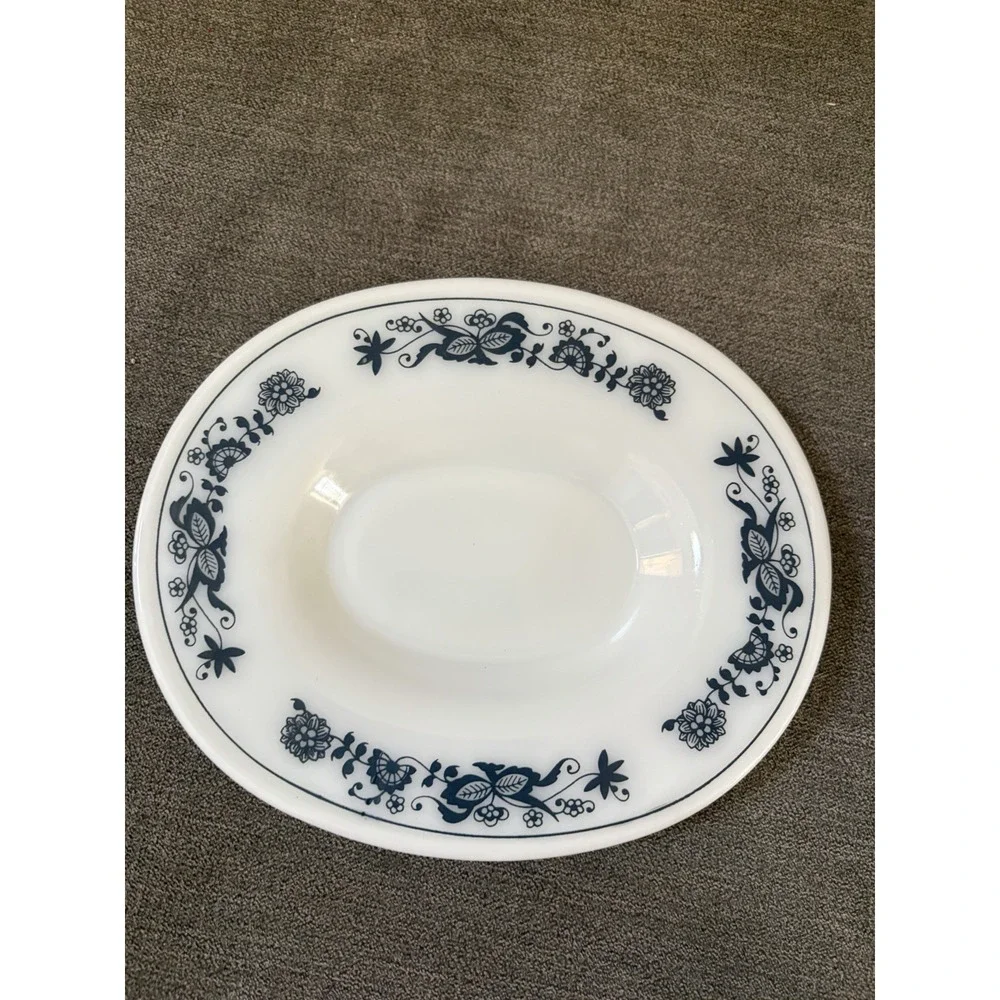 Vintage PYREX 